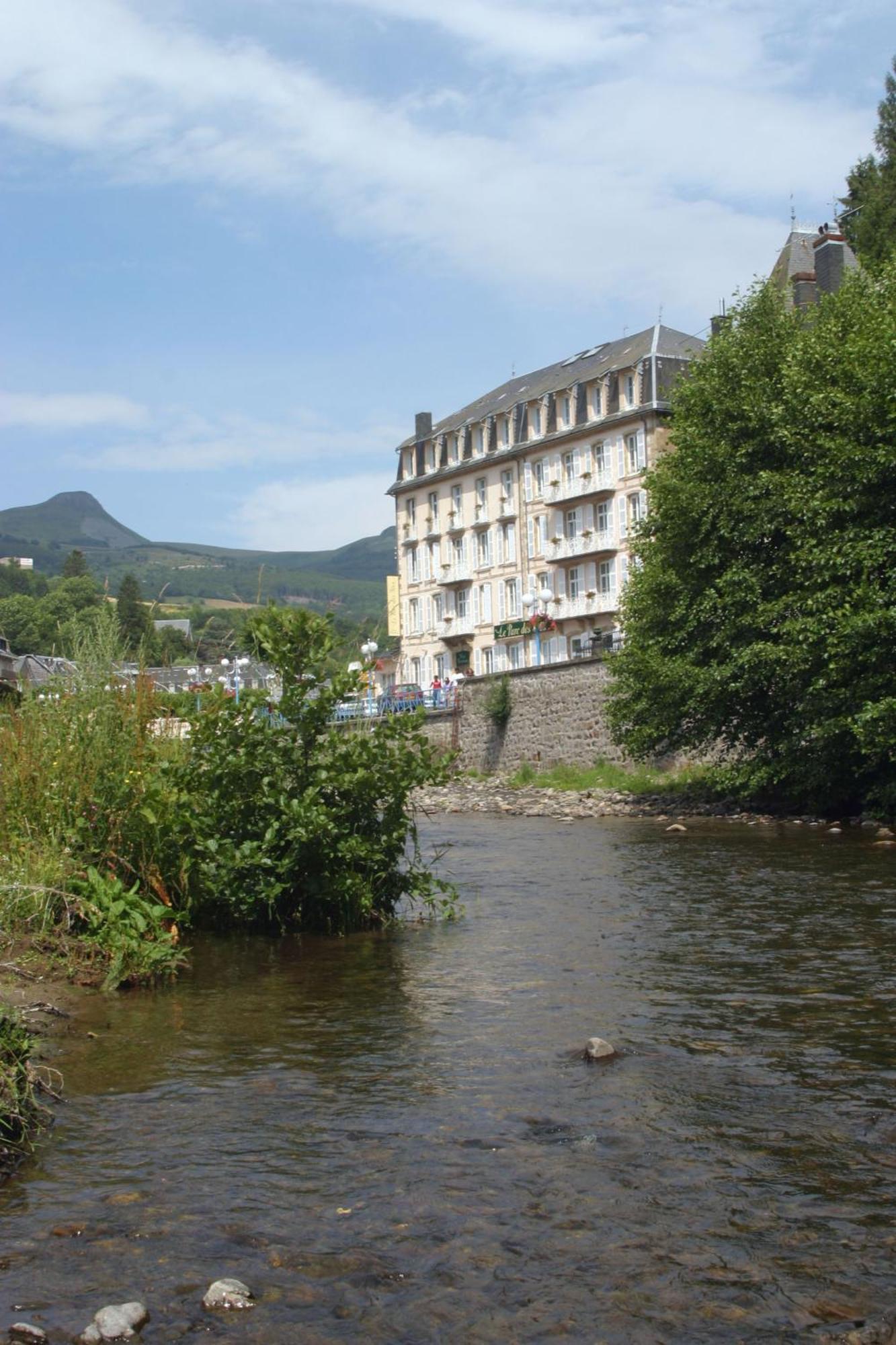 Le Parc Des Fees Hotel Retaurant & Spa La Bourboule ภายนอก รูปภาพ