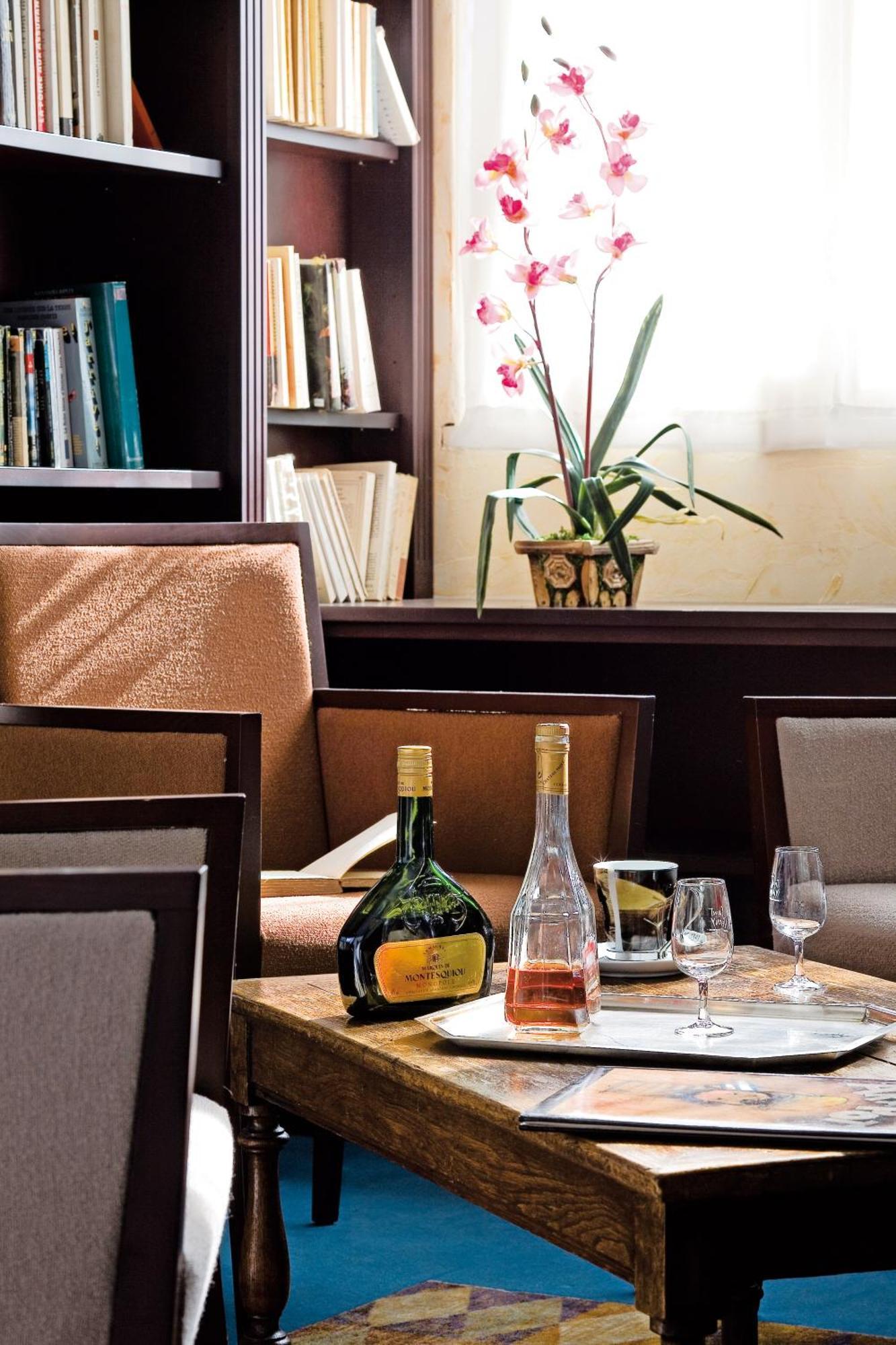 Le Parc Des Fees Hotel Retaurant & Spa La Bourboule ภายนอก รูปภาพ